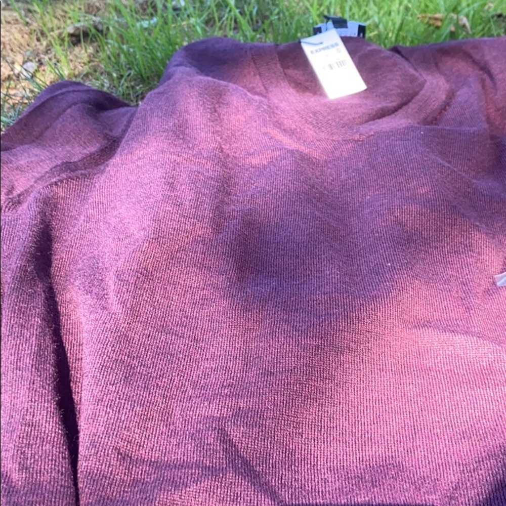Men’s Express sweater - Picture 3 of 7
